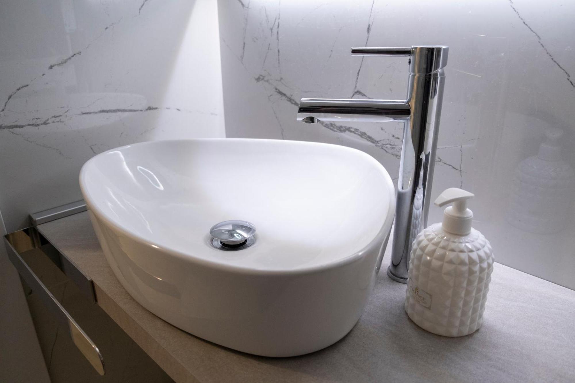 Trastevereloft228 Apt. White Сasa de vacaciones Roma
